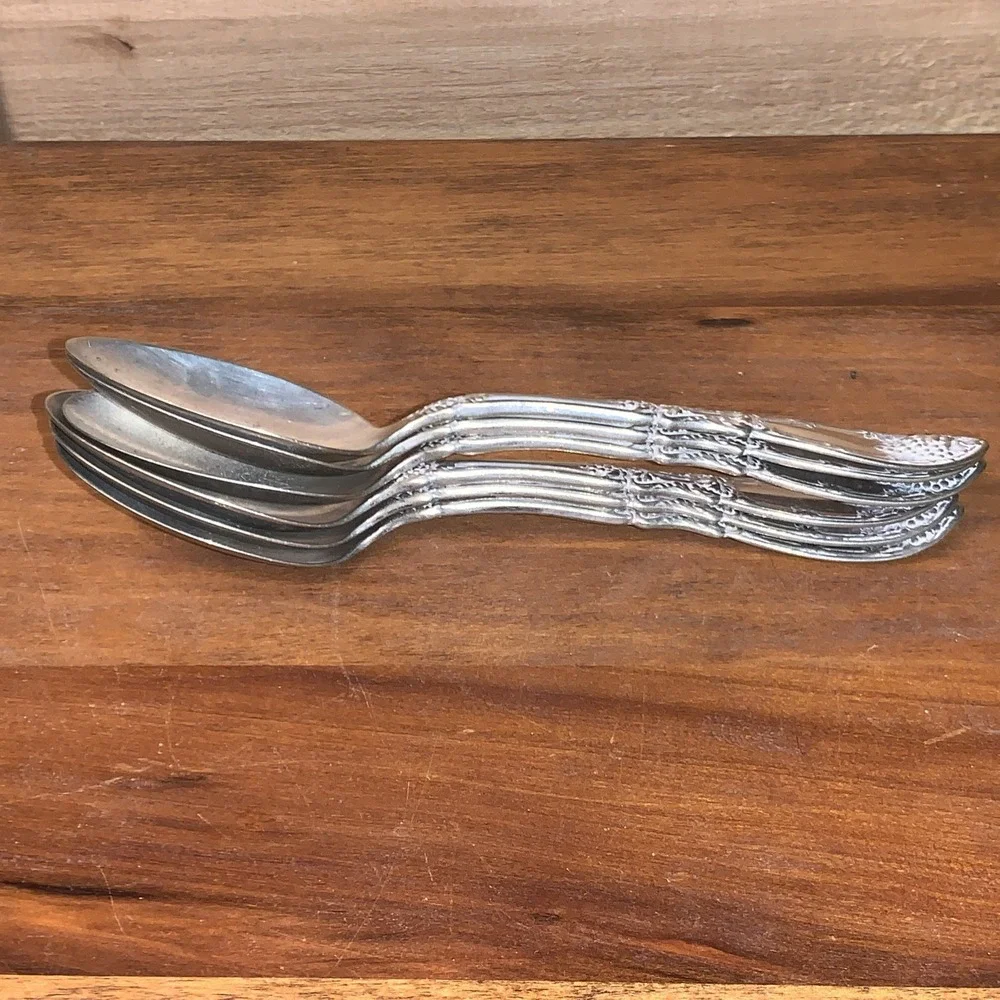 Vintage 1881 Rogers 1908 LA VIGNE Grape Tablespoons Silverplate Flatware Set (6)